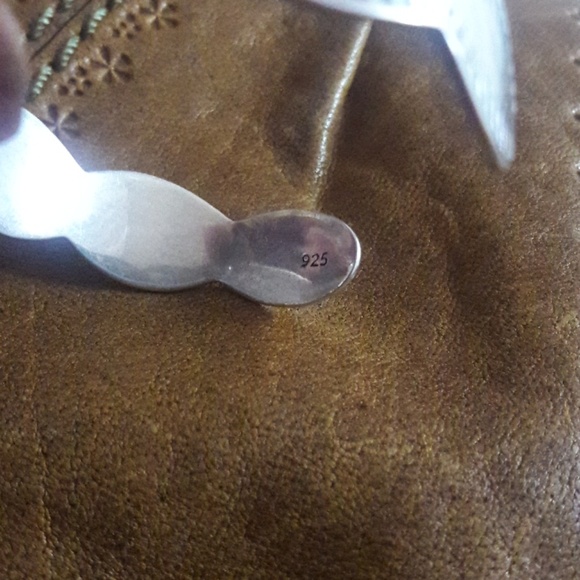 Vintage Turquoise and Silver Bracelet - Picture 4 of 6